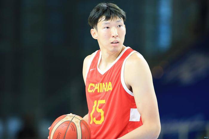 对于同自己合作过四次的彭于晏，林超贤导演用;意气相投形容二人关系：;他做事的态度和我很相近，他是喜欢自我挑战的人，喜欢尝试不同的类型